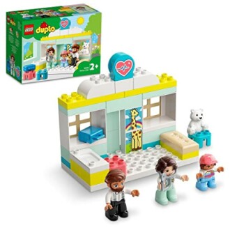 Lego Duplo ziekenhuisset met figuren en accessoires.