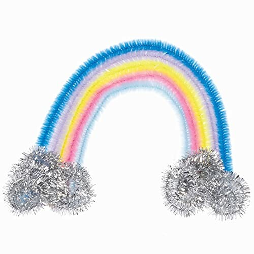Regenboog gemaakt van pijpenragers met zilveren wolken